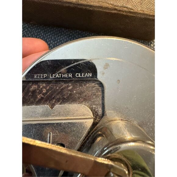 Antique 1920s Kriss Kross Stropper Razor Blade Sharpener w/box USA - Picture 2 of 6